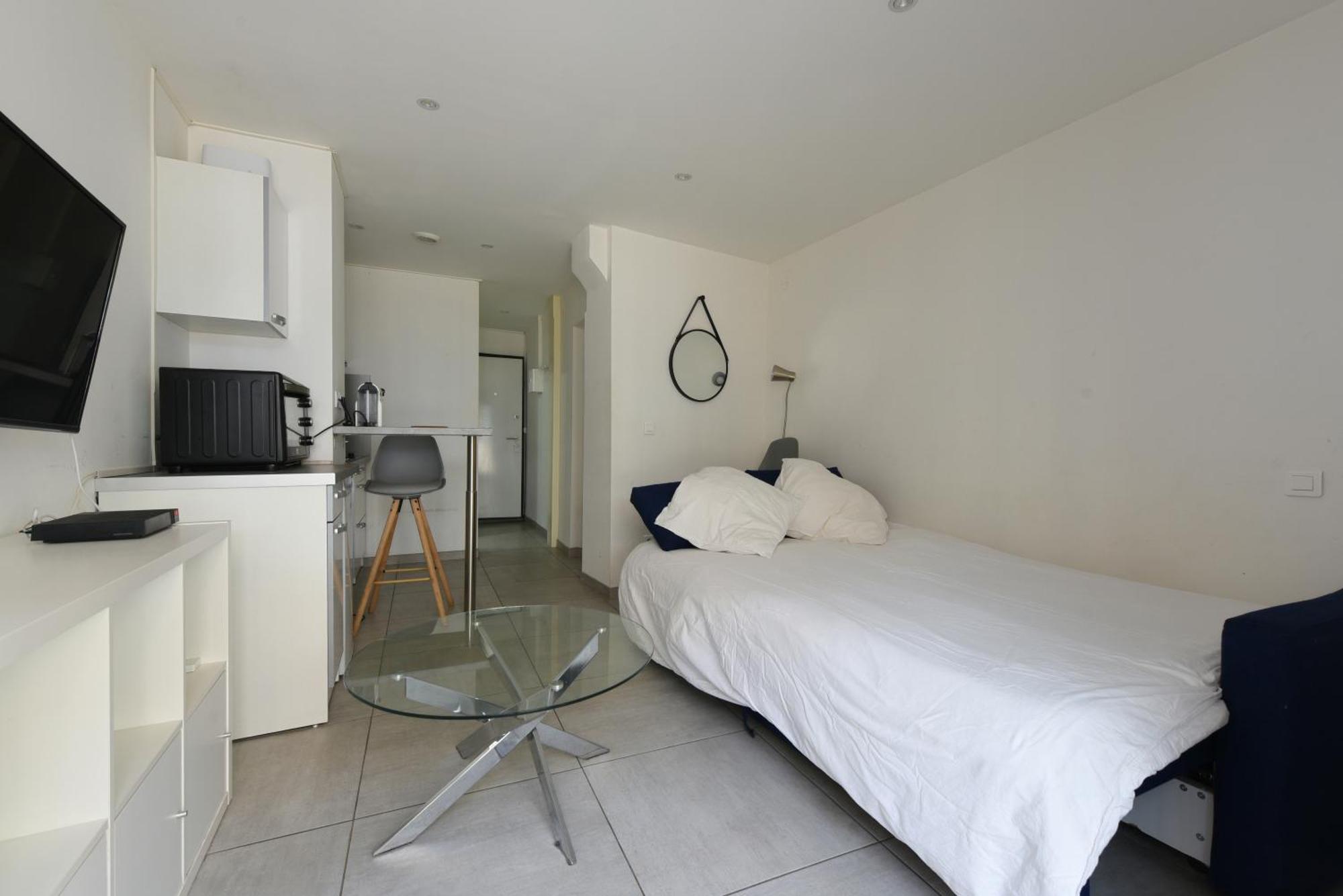 Provencal Studio Netflix Appart-Hotel-Provence La Fare-les-Oliviers Ngoại thất bức ảnh