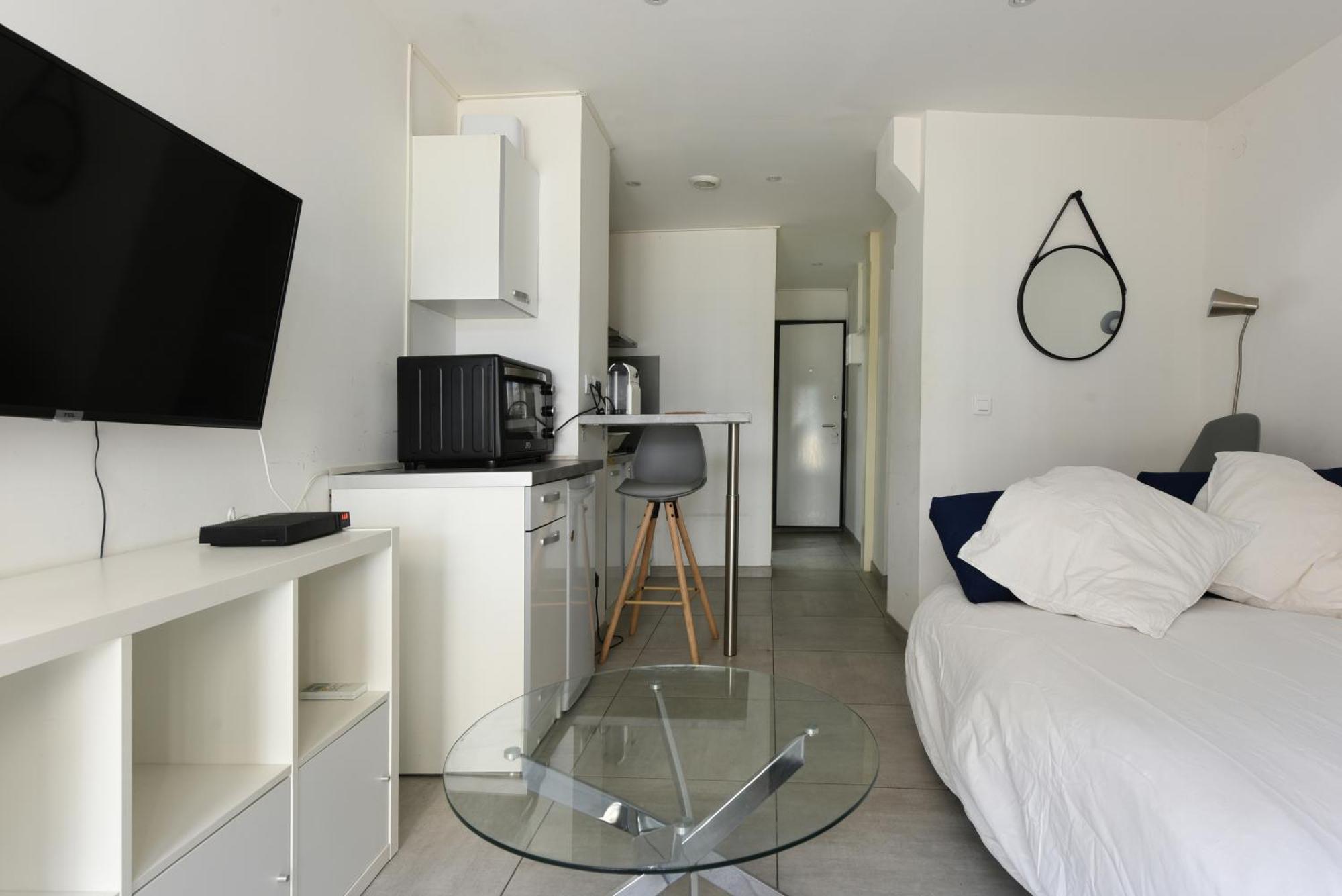 Provencal Studio Netflix Appart-Hotel-Provence La Fare-les-Oliviers Ngoại thất bức ảnh